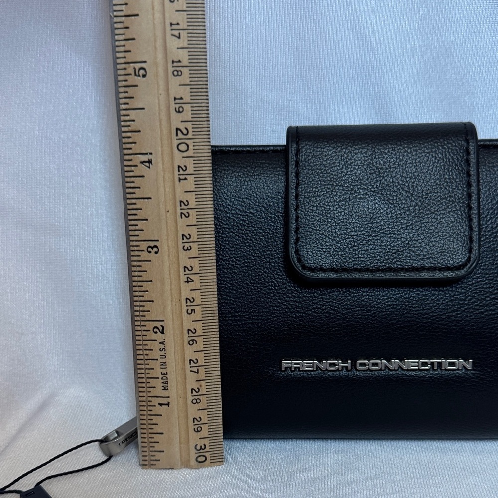 French Connection Elegant Black Clutch - Picture 11 of 12